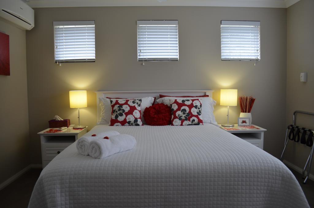 Como Bed & Breakfast Room photo